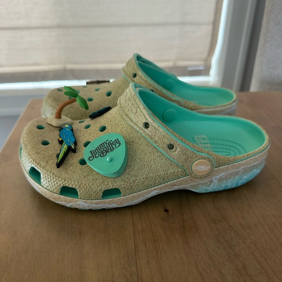 CROCS Shoes - Crocs Unisex Classic Margaritaville Clog. B13